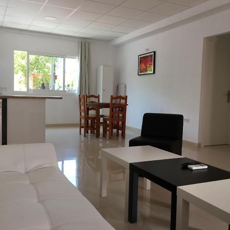 Apartamentos Carmen Teresa ตอร์เรโมลิโนส ภายนอก รูปภาพ