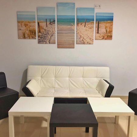 Apartamentos Carmen Teresa ตอร์เรโมลิโนส ภายนอก รูปภาพ