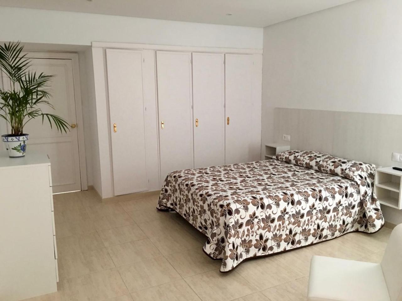 Apartamentos Carmen Teresa ตอร์เรโมลิโนส ภายนอก รูปภาพ