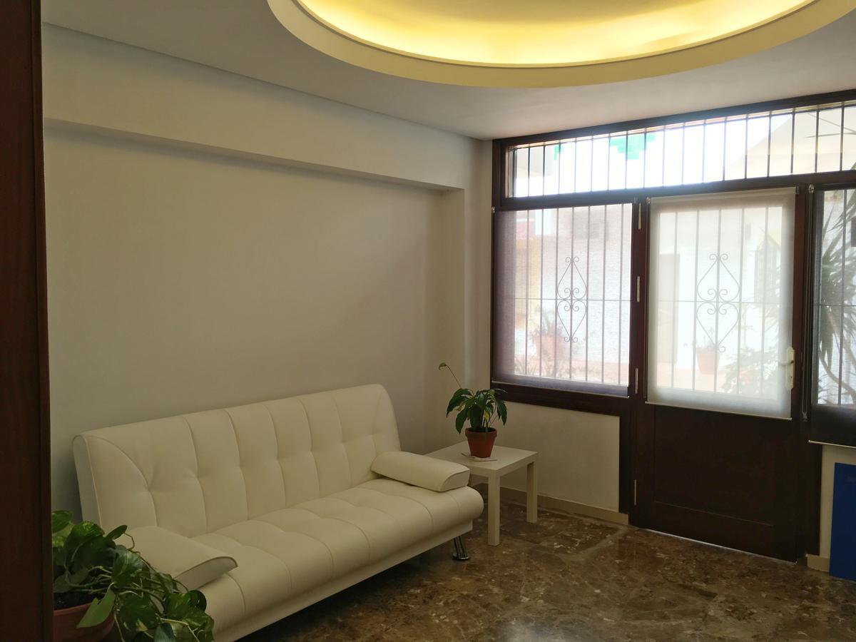 Apartamentos Carmen Teresa ตอร์เรโมลิโนส ภายนอก รูปภาพ